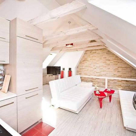 Dwupoziomowy Stylowy Apartament Przy Centrum Gdyni, Niedaleko Morza Gdynia Esterno foto